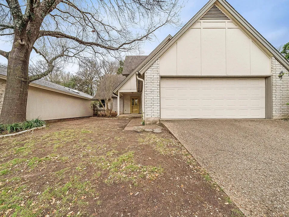 6103 Gardenridge Holw
