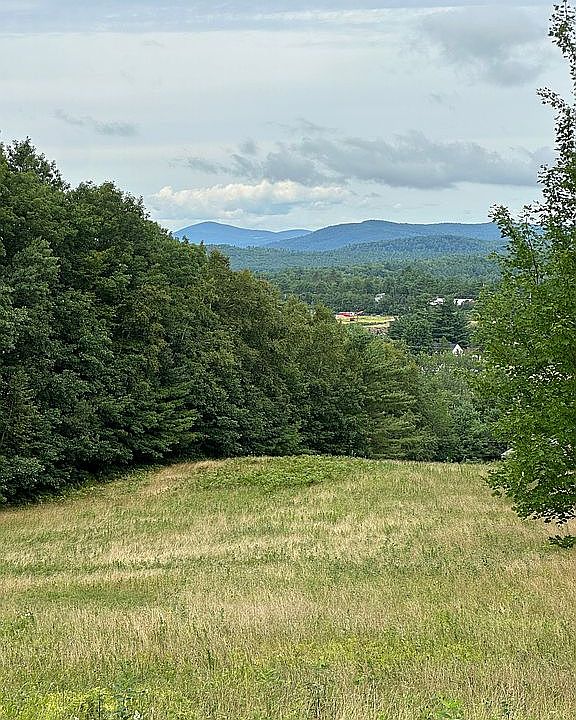 2nd image of 195 Brown Hill Rd