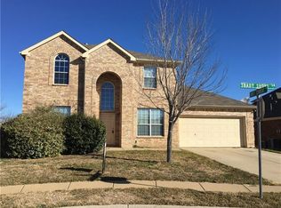 432 Shady Shore Ln, Crowley, TX 76036