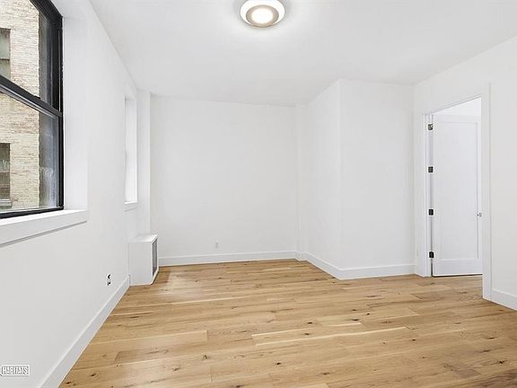 3rd image of 57 W 75th St APT 5H