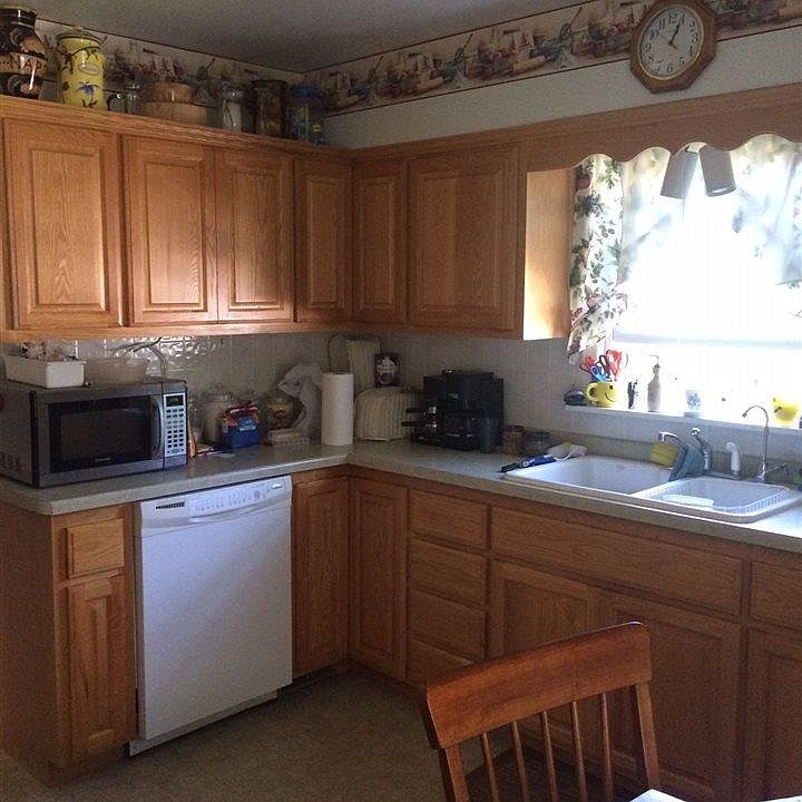 2nd image of 1601 Selmser Ave
