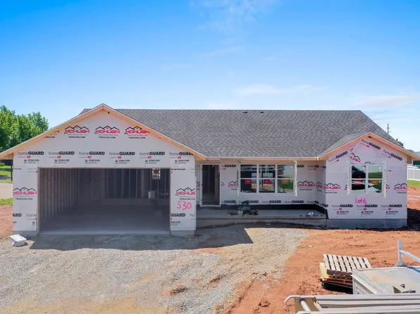 530 Cattail Ct, New London, WI 54961