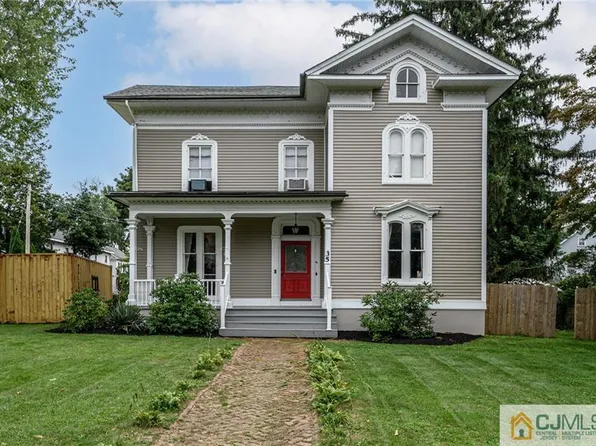 35 W Stewart St, Washington, NJ 07882