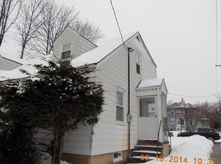 39 S 5th Ave, Highland Park, NJ