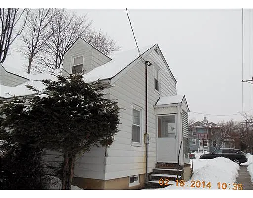 39 S 5th Ave photo 1