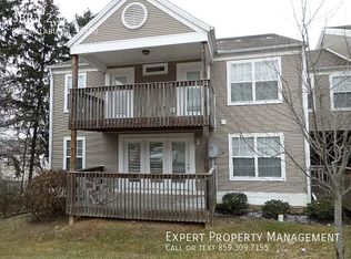 857 Malabu Dr APT 8100, Lexington, KY 40502