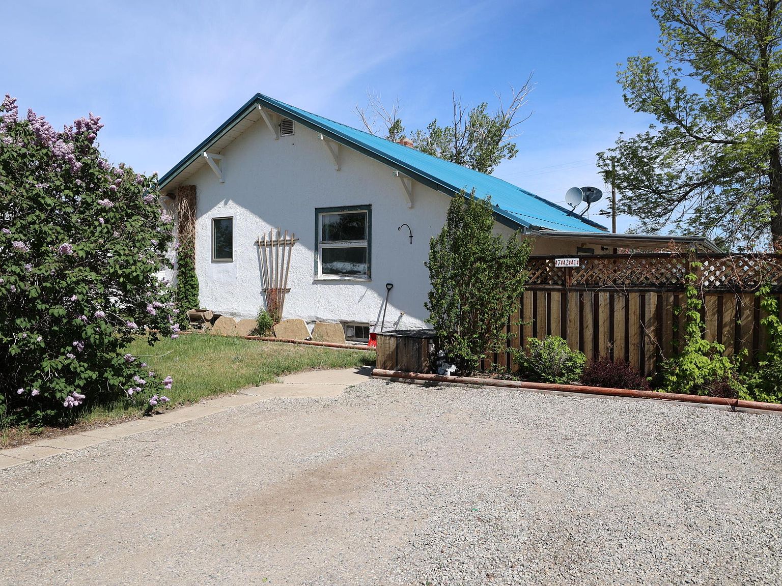 721 Illinois Ave, Valier, MT 59486 Zillow