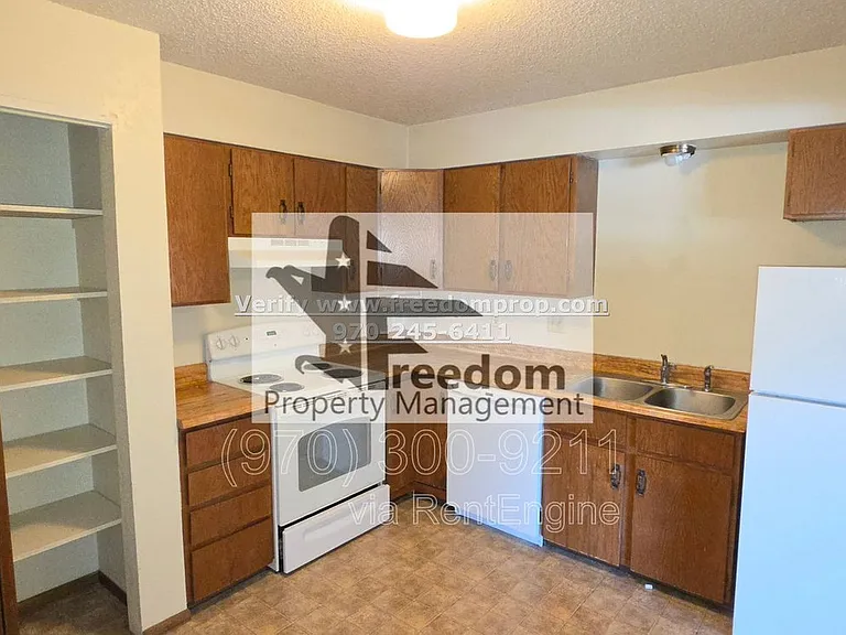 1281 Bookcliff Ave #8 — Photo 3