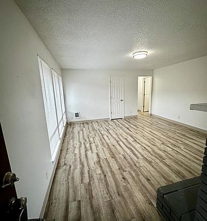 3rd image of 2435 Lee St SE #8