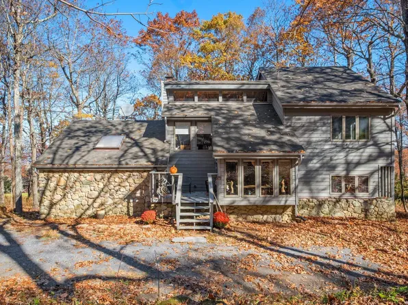 119 E Catoctin Dr, Wintergreen Resort, VA 22967