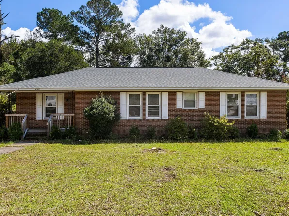 809 N Magnolia St, Summerville, SC 29483