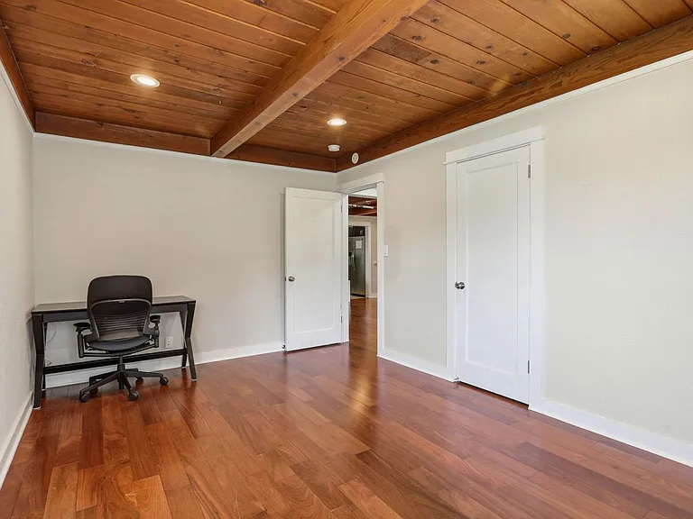 599 Borregas Ave — Photo 30