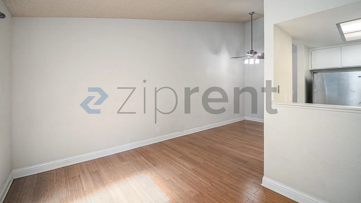 1 bed, 668 sqft, $3,000 — Photo 3