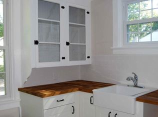 332 Main Rd #1, Tiverton, RI 02878