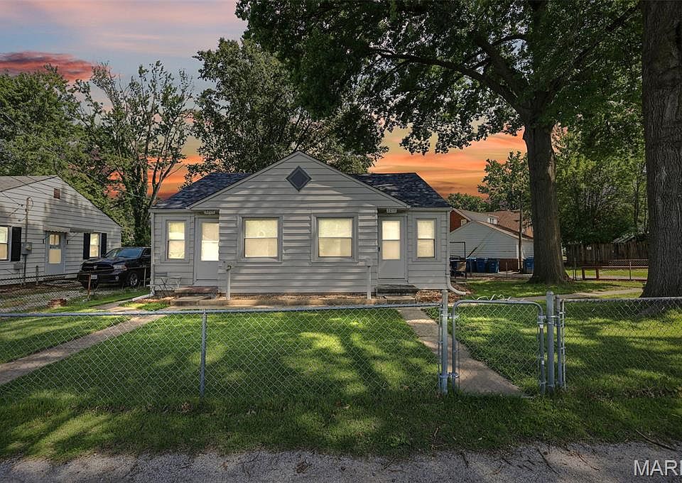 1st image of 3208 Batson Dr