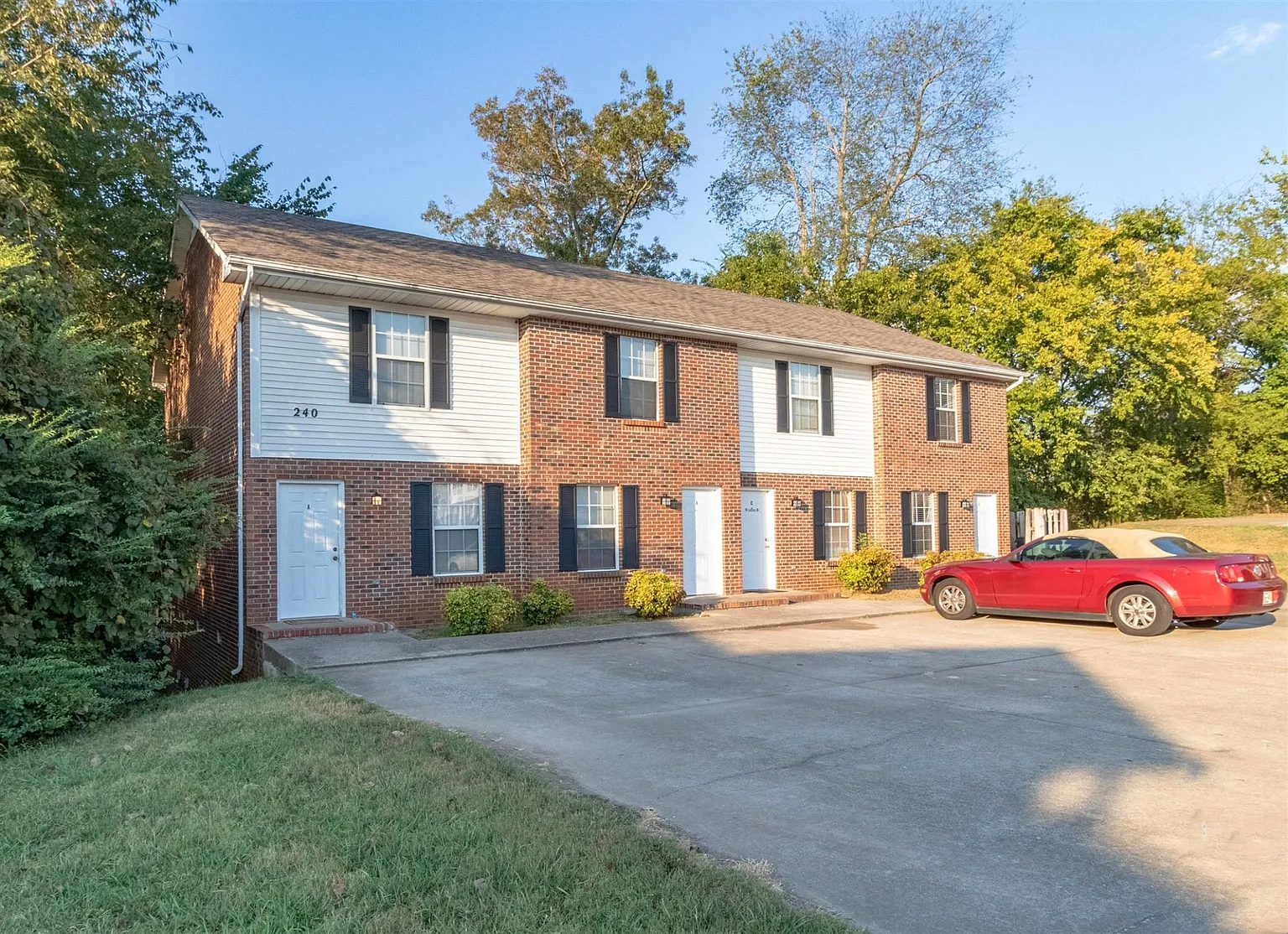 240 Timber Lake Dr photo 1