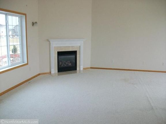 5th image of 4066 Jana Ave NE