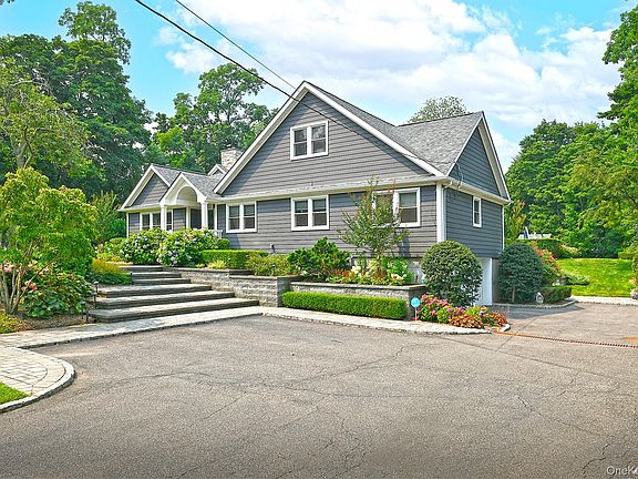 3rd image of 31 Huntington Bay Road