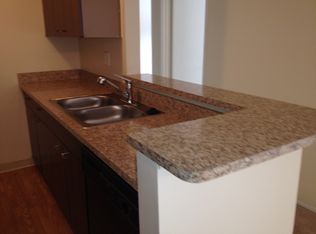 5300 Mall Dr W APT 3048, Lansing, MI 48917