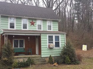1160 Gebhart Rd, Windsor, PA 17366