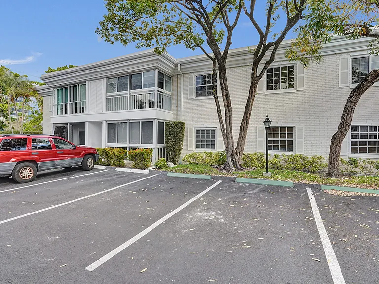 6289 Bay Club Dr #3 — Photo 34