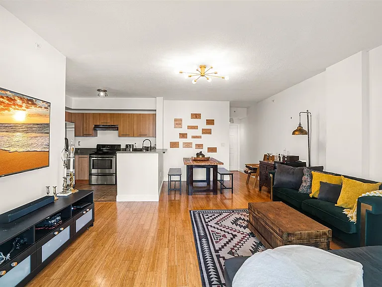 471 NE 25th St #503 — Photo 12