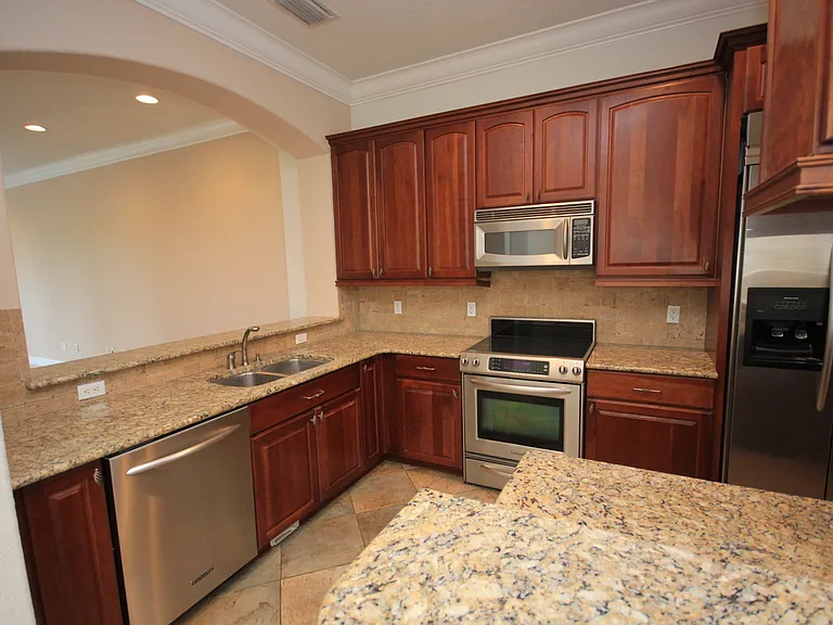 6002 Yeats Manor Dr #105 — Photo 3
