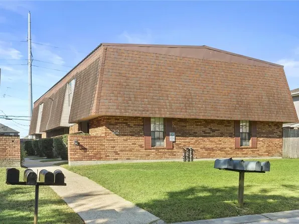 22 Brandon Hall Dr, Destrehan, LA 70047