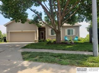 4709 N 149th Avenue Cir, Omaha, NE 68116