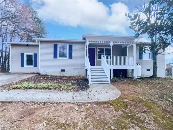 136 Fox Den Dr, Lexington, NC 27295