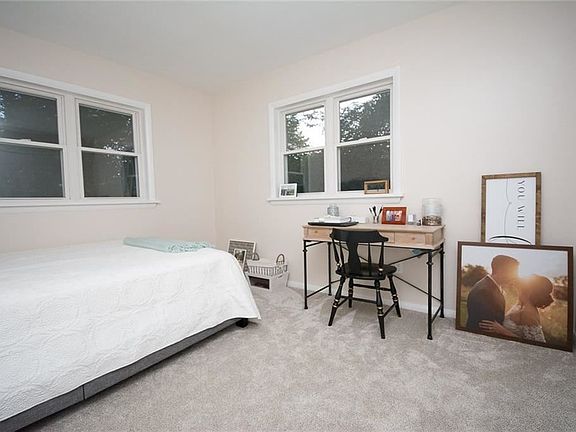 5th image of 3073 McKenzie Pl