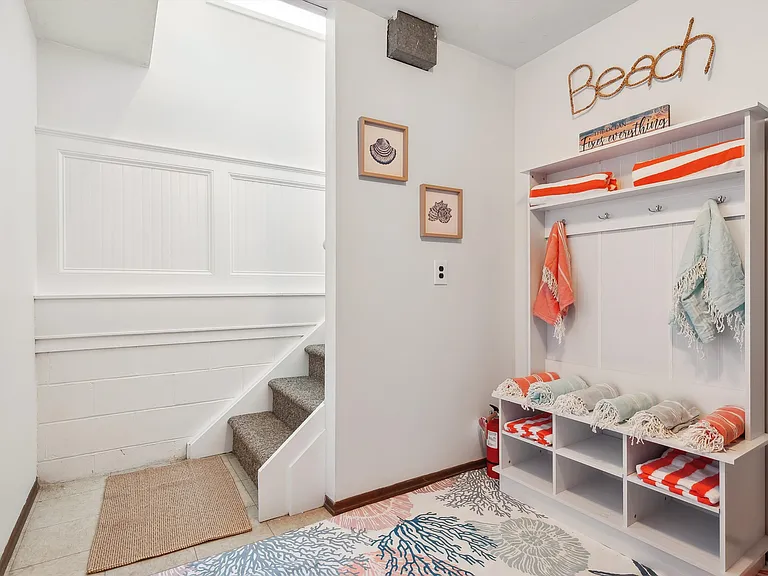 36 Nautilus Dr — Photo 10