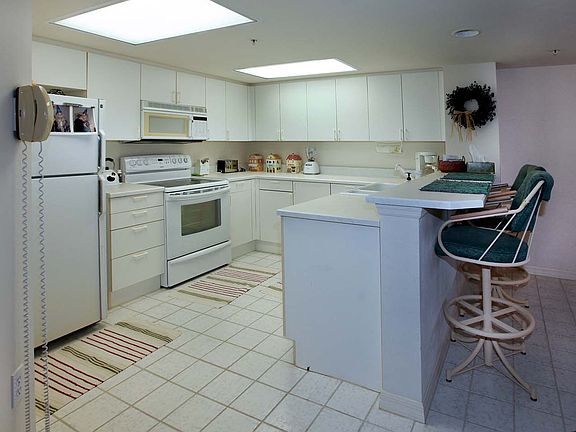 2nd image of 2967 S Atlantic Ave APT 207