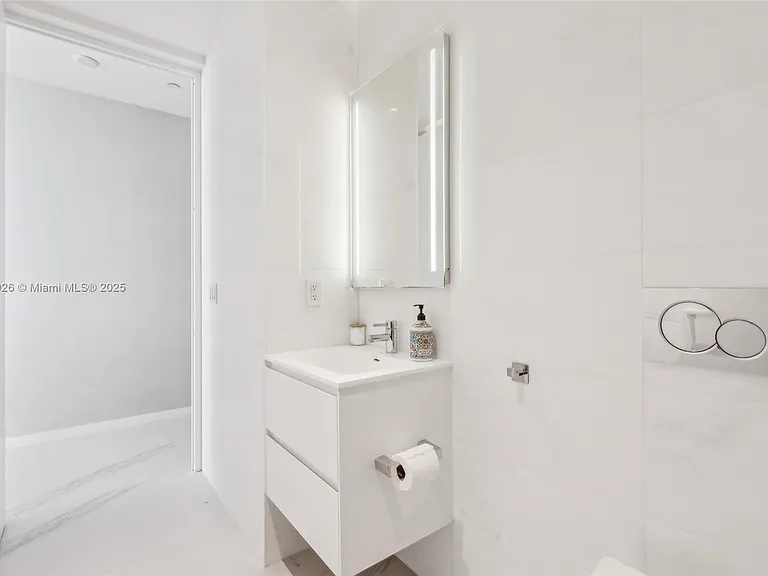 2000 S Ocean Dr #28A — Photo 44