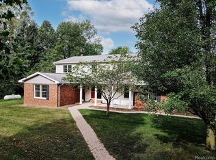 4216 Meadow Pond Ln, Metamora, MI