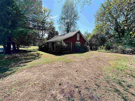 3rd image of 5505 N Detonti Rd