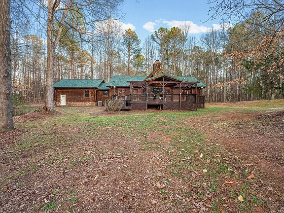 2nd image of 2771 Abercrombie Rd