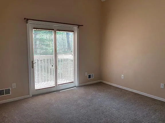 Second Master Bedroom w/ balcony