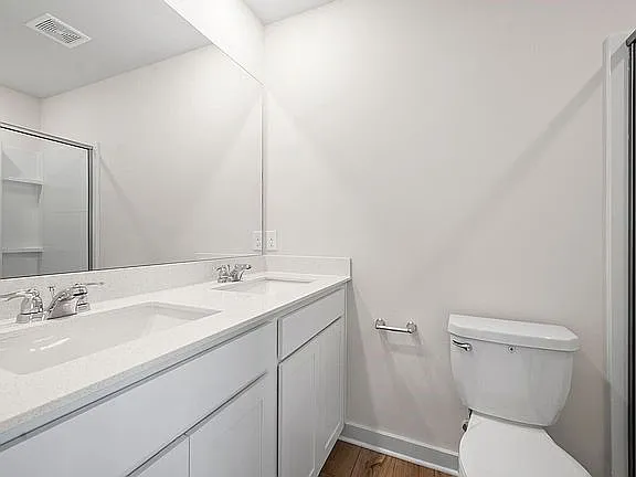 2705 Fordham St — Photo 7