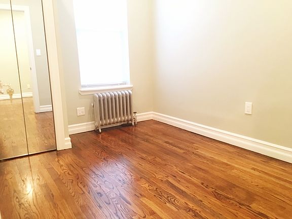2nd image of 3068 37th St APT 3R