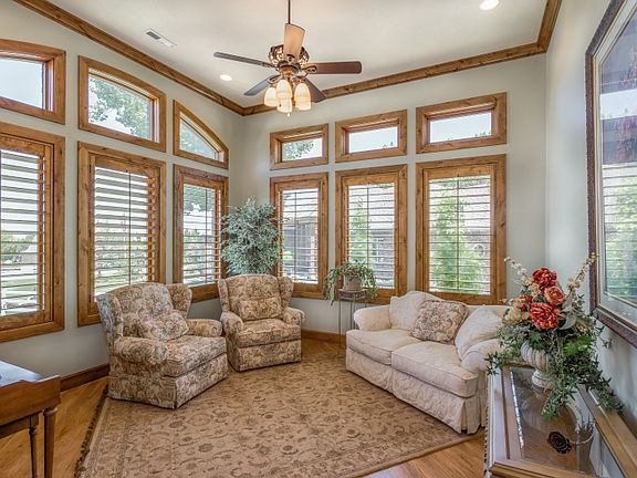 4th image of 14221 S Fawn Hill Cir
