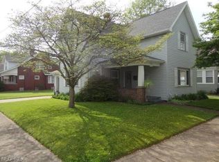 602 Race St, Dover, OH
