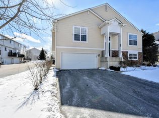 213 Terra Firma Ln, Volo, IL 60020