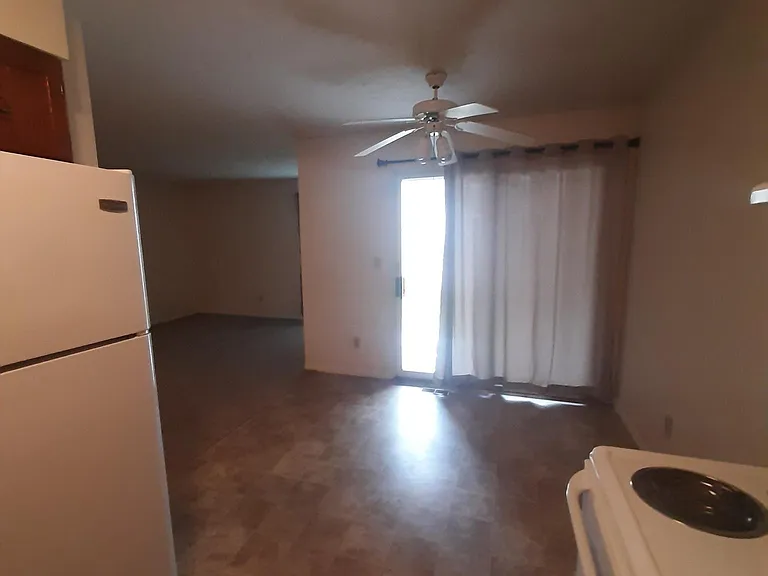 1000 Hespe Dr #11 — Photo 8