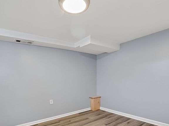 4th image of 3517 N Rolling Rd