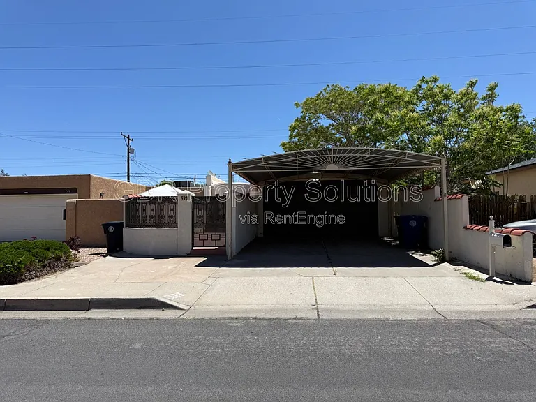 520 Ortiz Dr NE — Photo 39