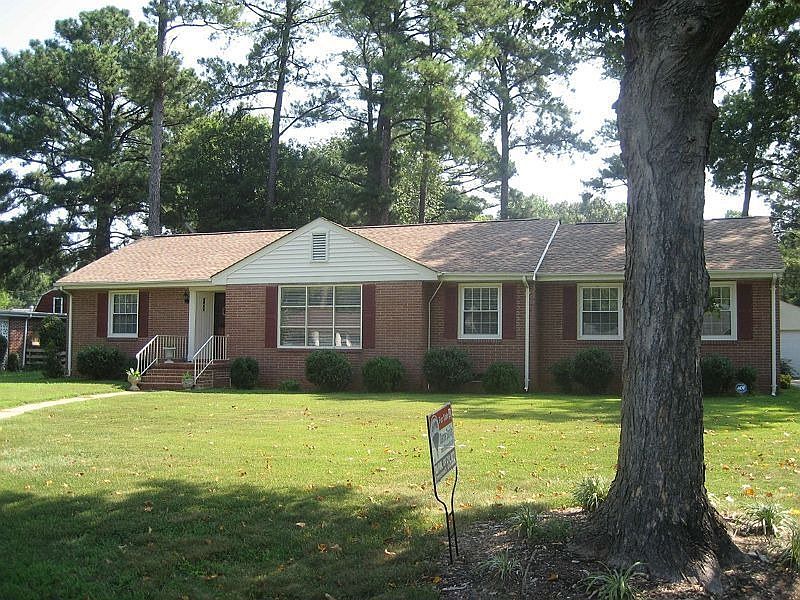 1st image of 8203 Metcalf Dr