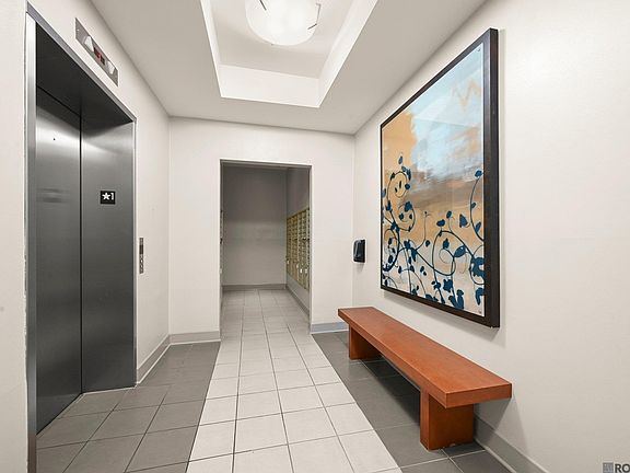 3rd image of 7707 Bluebonnet Blvd APT 307