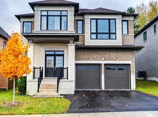 99 Bethpage Cres, Newmarket, ON L3X0M2