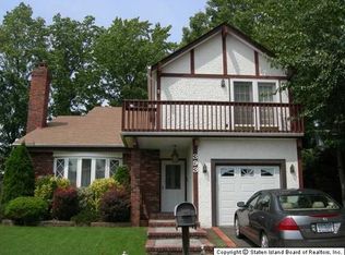 393 Edgegrove Ave, Staten Island, NY 10312